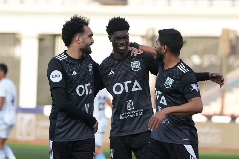 زد يحافظ على الصدارة..