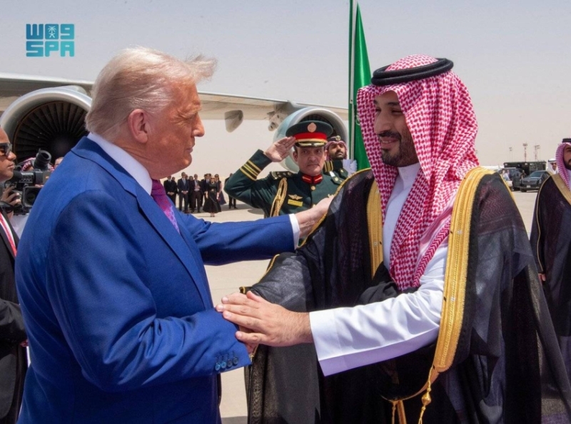 زيارة تاريخية: رئيس الولايات