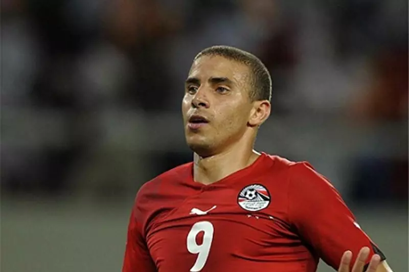 "مستغرب إنه يقلل مني