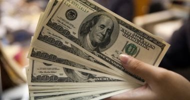 سعر الدولار يرتفع في