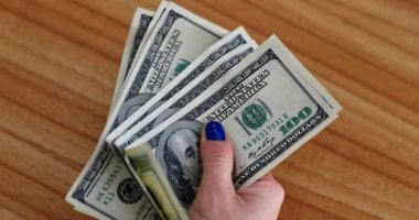 سعر الدولار يصل إلى