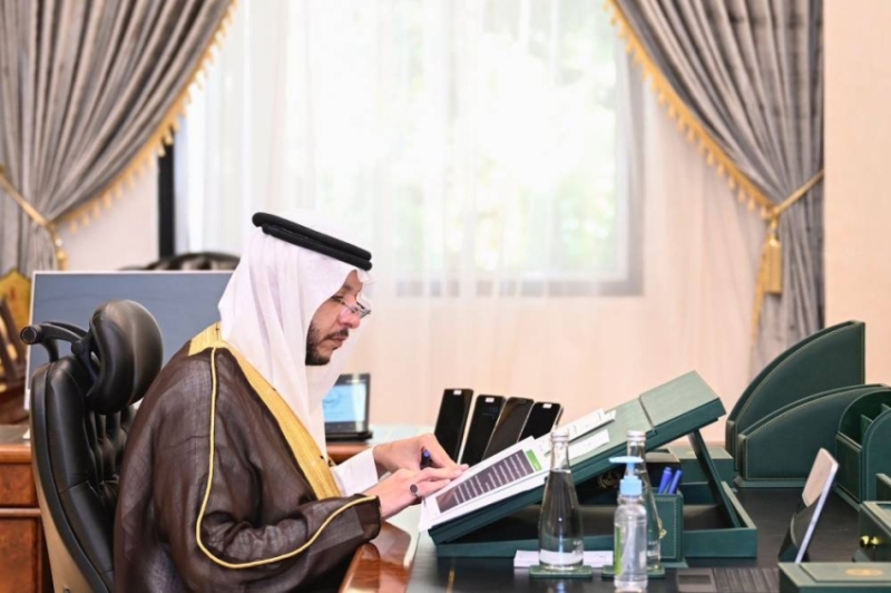 سعود بن نهار يتفقد