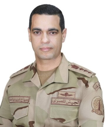 سقوط طائرة تدريب: استشهاد