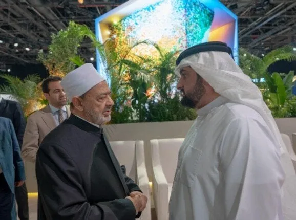 شيخ الأزهر يبحث مع رئيس دبي للإعلام سبل تمكين الشباب من صناعة السلام