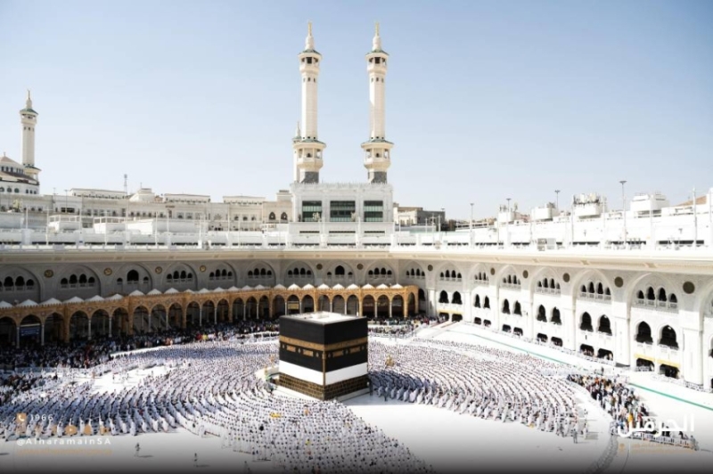 صحن المطاف يستعد لاستقبال