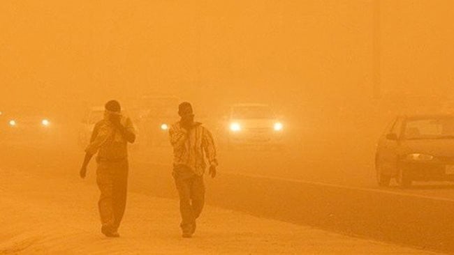 عاصفة ترابية تجتاح العاصمة