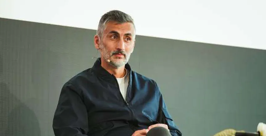 عماد النحاس «نقطة خلاف»