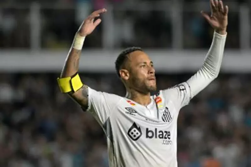 نيمار يعود إلى الملاعب