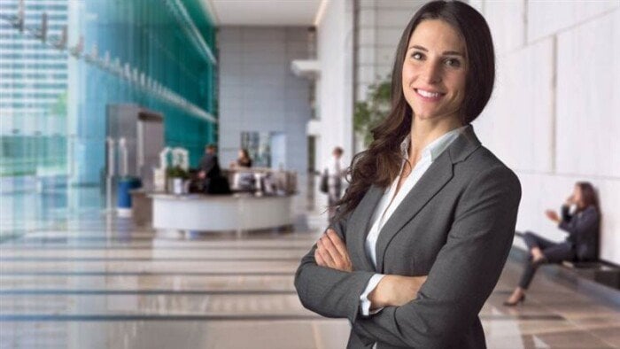 فرص عمل مميزة لحديثي التخرج وأصحاب الخبرات، اكتشف المزايا وطرق التقديم