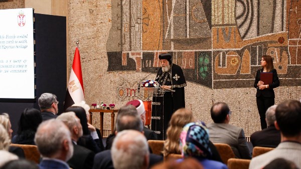 قداسة البابا يدعو إلى