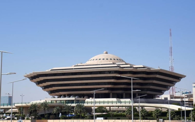 قرارات إدارية جديدة بحق