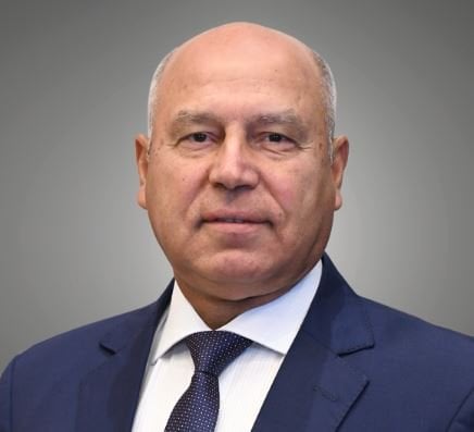 كامل الوزير يشدد العقوبات