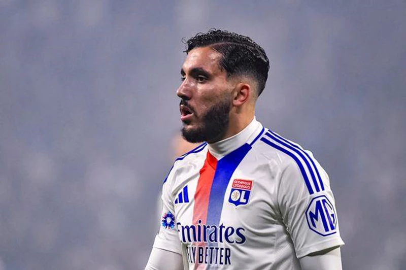 منافسة بين ليفربول ومانشستر