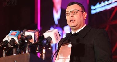 وزير الإسكان يتابع الموقف