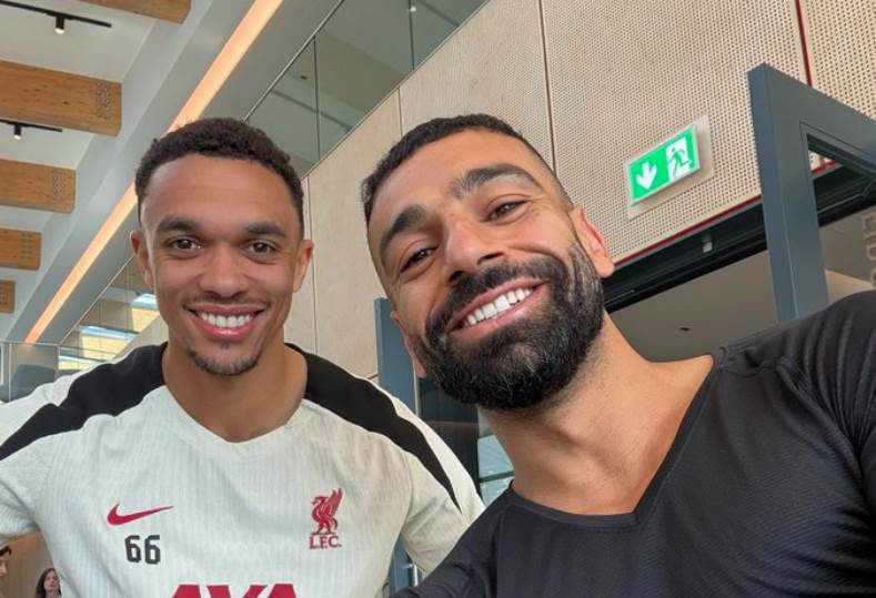 محمد صلاح وترينت ألكسندر