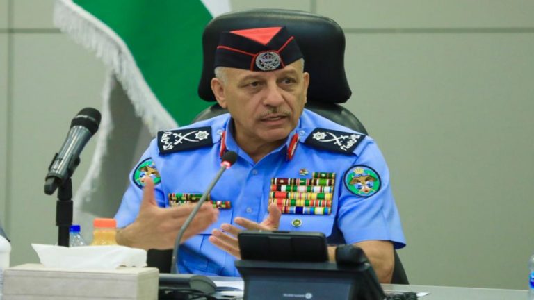 مدير الأمن العام يؤكد استمرار الحرب ضد المخدرات بكل قوة وحزم