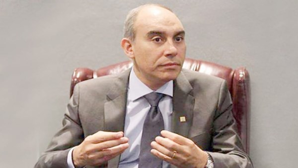 مسلة الأقصر تمثل قوة