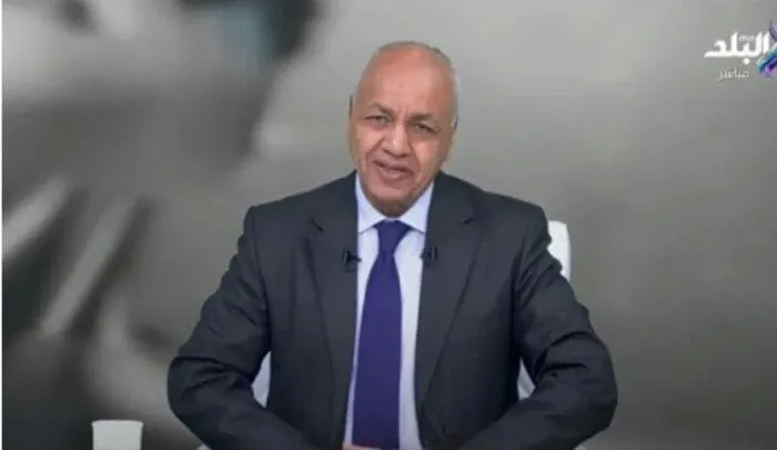مصطفى بكري يؤكد على أهمية انتخابات ليبيا لضمان الاستقرار