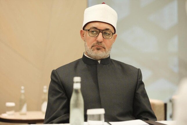 مفتي الجمهورية يؤكد: العلم