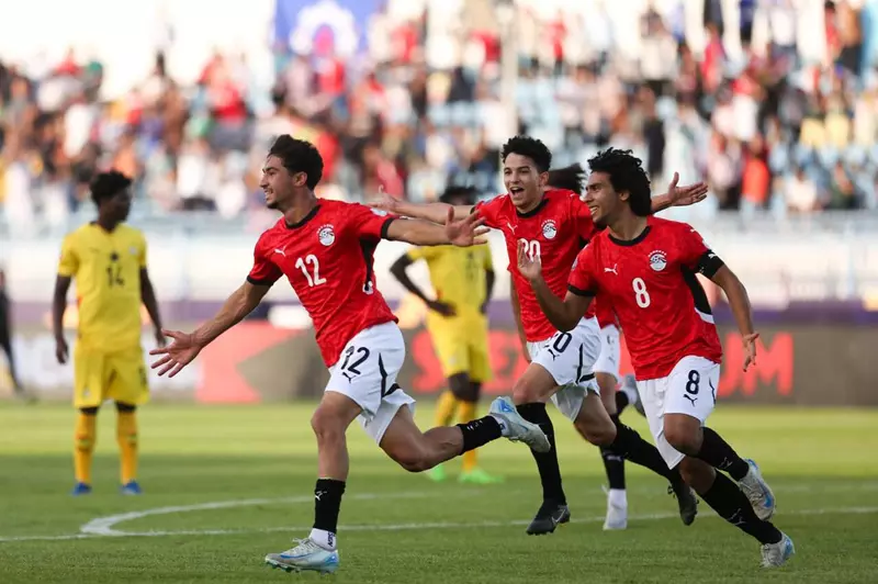 ملف يلا كورة.. عقد