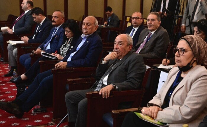 ممثل النقابة يؤكد: الصيدليات