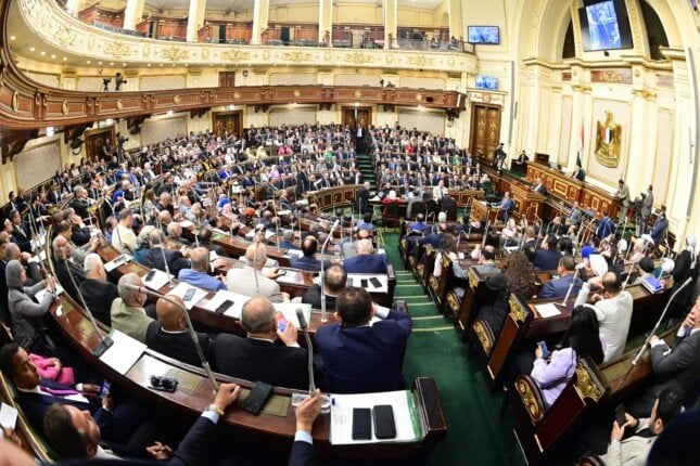 نائب يطالب بتشديد الرقابة