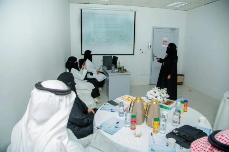 ورشة عمل جديدة حول البرنامج التثقيفي الصحي للعاملين في الغذاء والصحة العامة بتنظيم أمانة منطقة تبوك