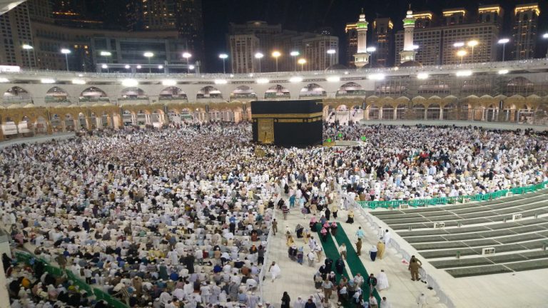 وزير الأوقاف يؤكد: مناسك الحج تتطلب صبرًا وتحملًا شاقين