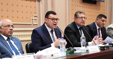 وزير الإسكان يطمئن المستأجرين: