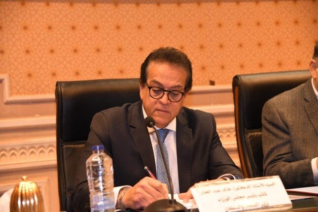 وزير الصحة يسعى لتوسيع