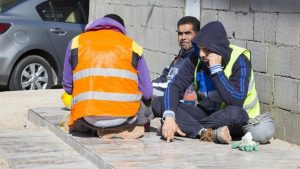 العمل: وقف باب الاستقدام لا يشمل العاملين في المنازل