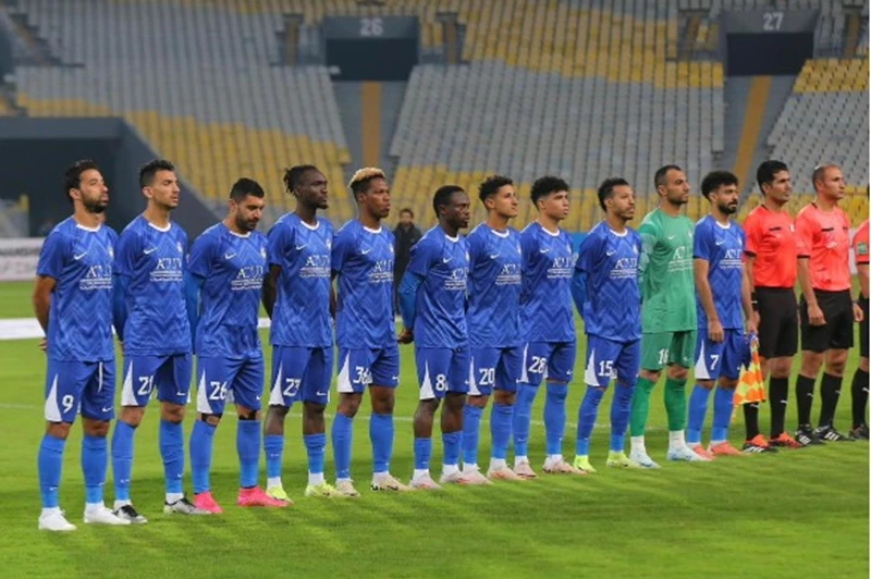 رسميا.. أحمد عبد العزيز