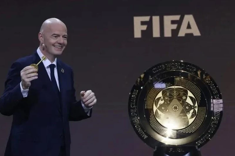 مليار فيفا انتهى أكثر