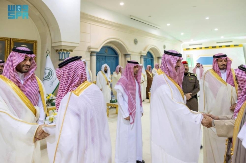 أمير الجوف يتلقى التهاني