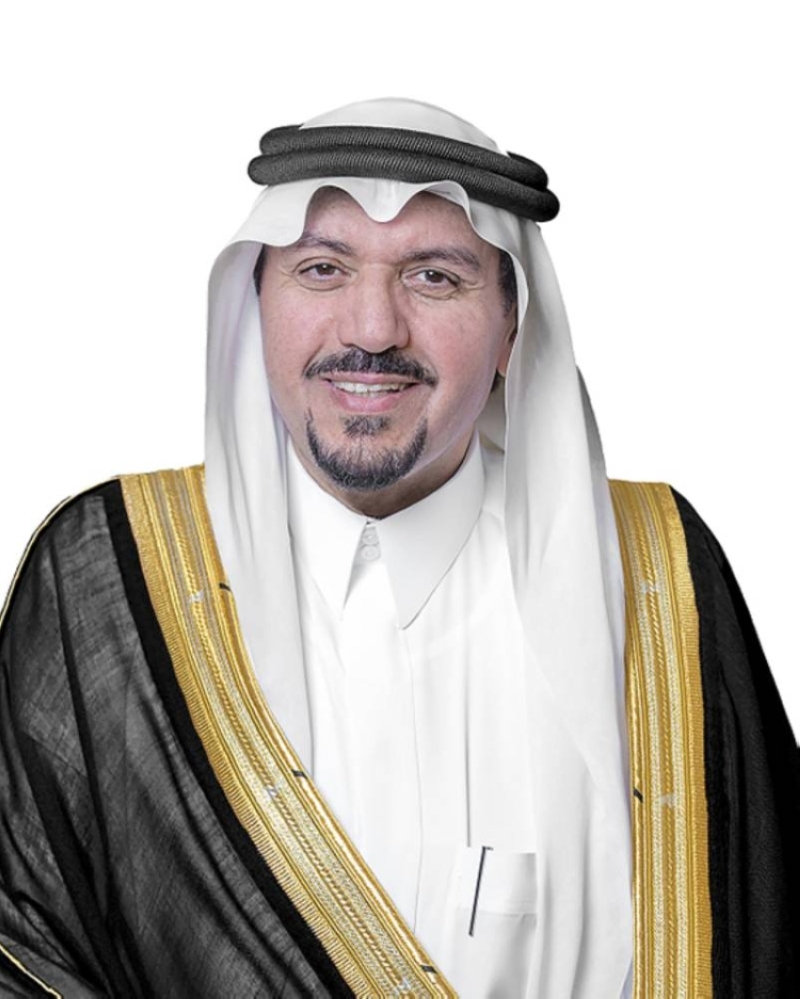 أمير القصيم يشيد بنجاح