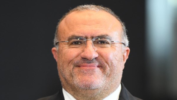 إطلاق خدمات الجيل الخامس