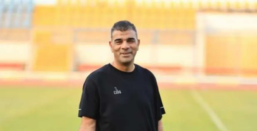 رئيس نادي إنبي يجتمع
