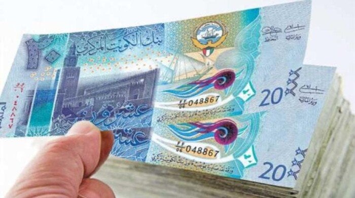 ارتفاع سعر الدينار الكويتي