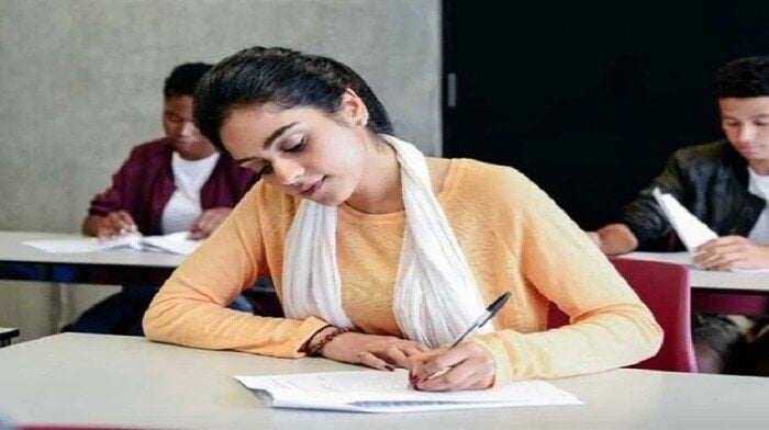 استئناف امتحانات الدبلومات الفنية