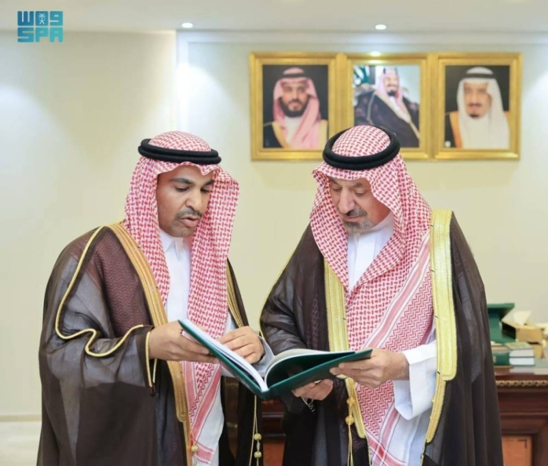استقبال أمير نجران لمدير