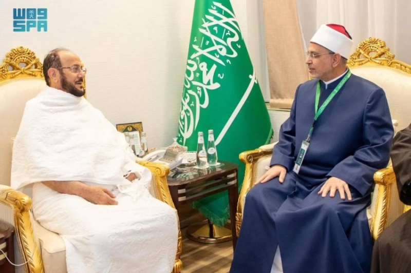 استقبال مميز للدكتور عبداللطيف