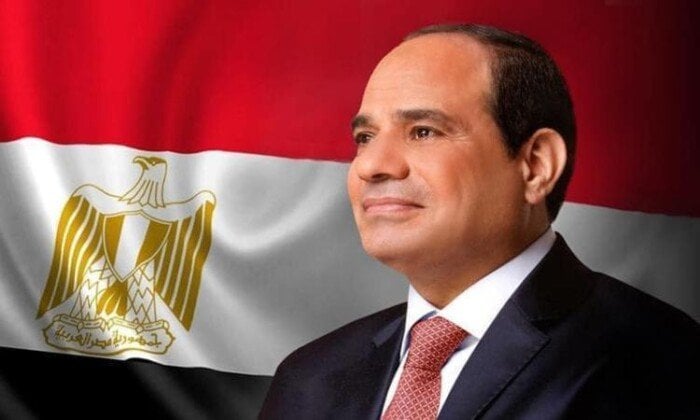 الرئيس السيسي يتوجه إلى