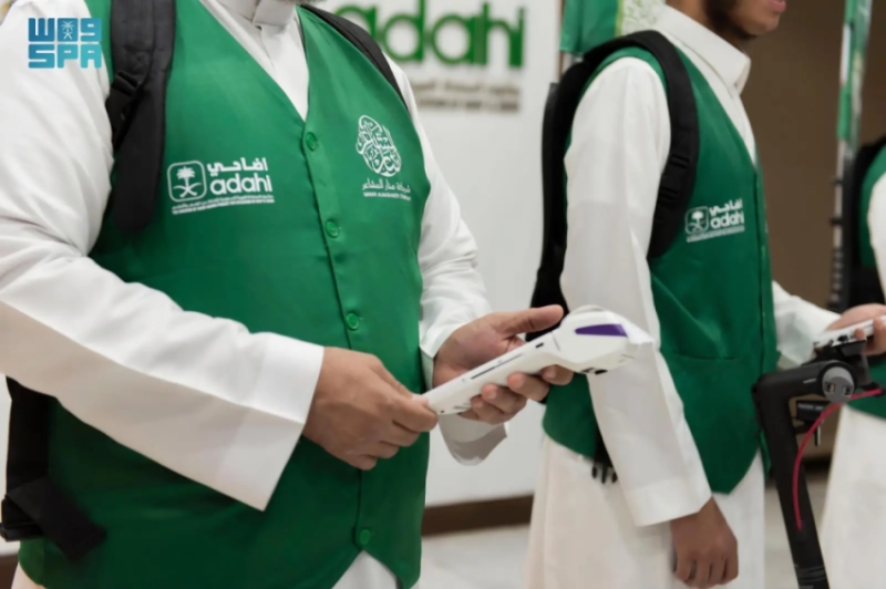 الشيخ المطلق يُشيد بدور