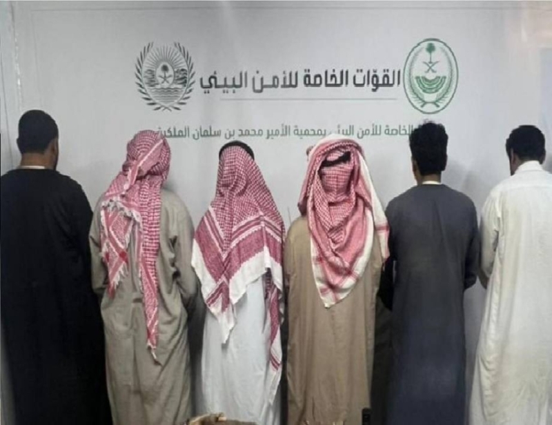 القبض على ستة مخالفين