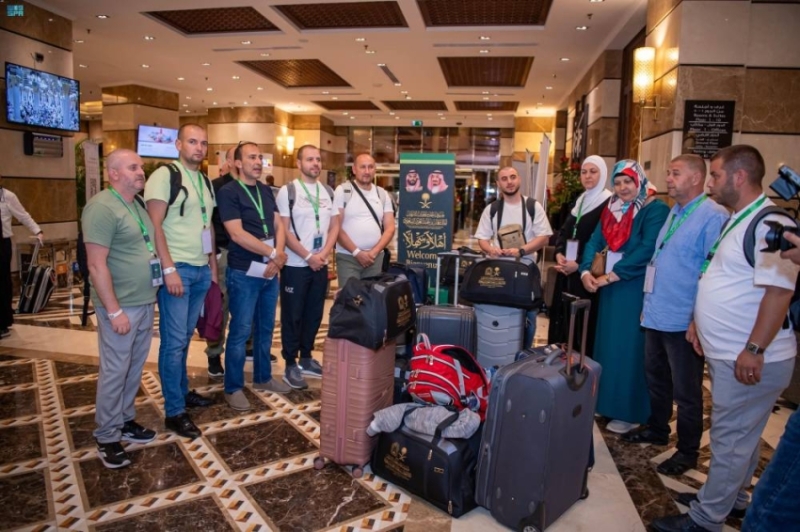 انطلاق أولى رحلات الضيوف