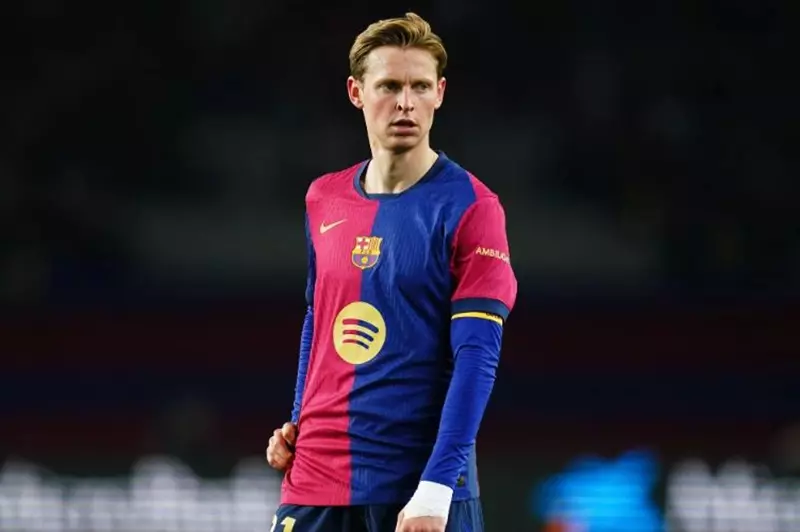 دي يونج: برشلونة يريد
