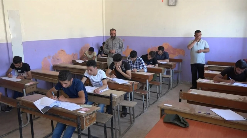 برنامج الصف التاسع والبكالوريا