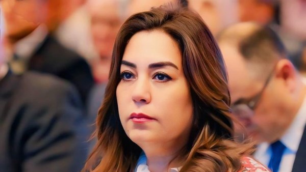 تأهيل السيدات للمناصب القيادية