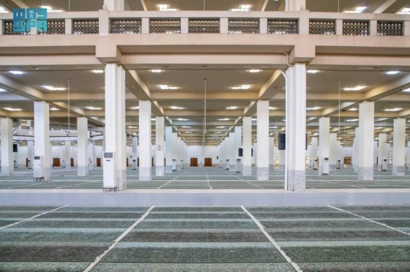تجهيز مسجد نمرة بمشعر
