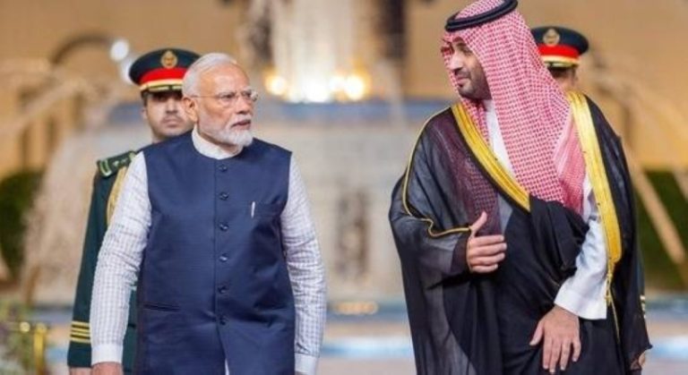 تحول جذري: الهند تمنح الصندوق السيادي السعودي مرونة متزايدة في الأسواق المالية
خطوة مهمة: الهند تعزز مرونة الصندوق السيادي السعودي في الأسهم
تطور جديد: الهند تقدم تسهيلات للصندوق السيادي السعودي في الأسواق المالية
أفق متسع: الهند تمنح الصندوق السيادي السعودي فرصة أكبر في أسواق الأسهم